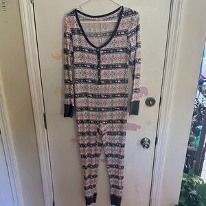 Victoria's Secret Gray and Pink Knit Top